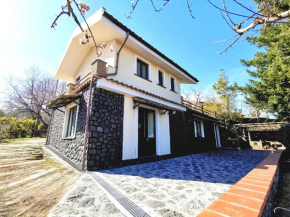 Hotels in Milo